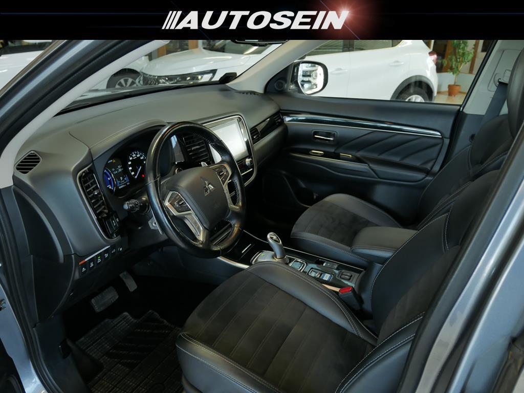 Mitsubishi Outlander PHEV 2020