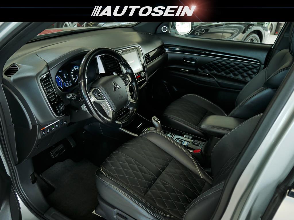 Mitsubishi Outlander PHEV 2021