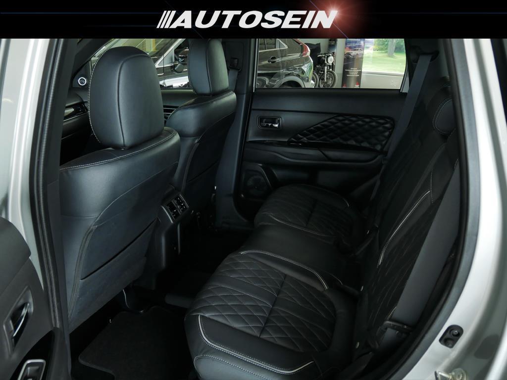 Mitsubishi Outlander PHEV 2021