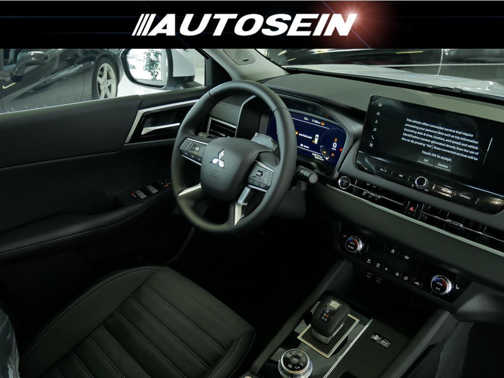 Mitsubishi Outlander 2025