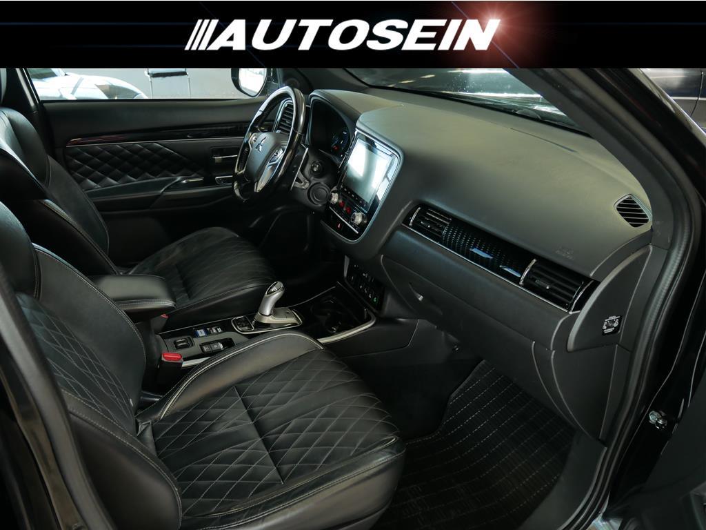 Mitsubishi Outlander PHEV 2021
