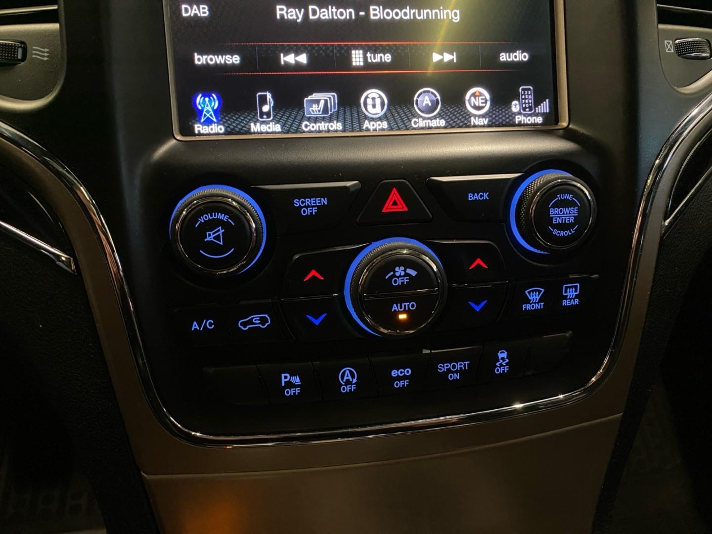JEEP Grand Cherokee 15