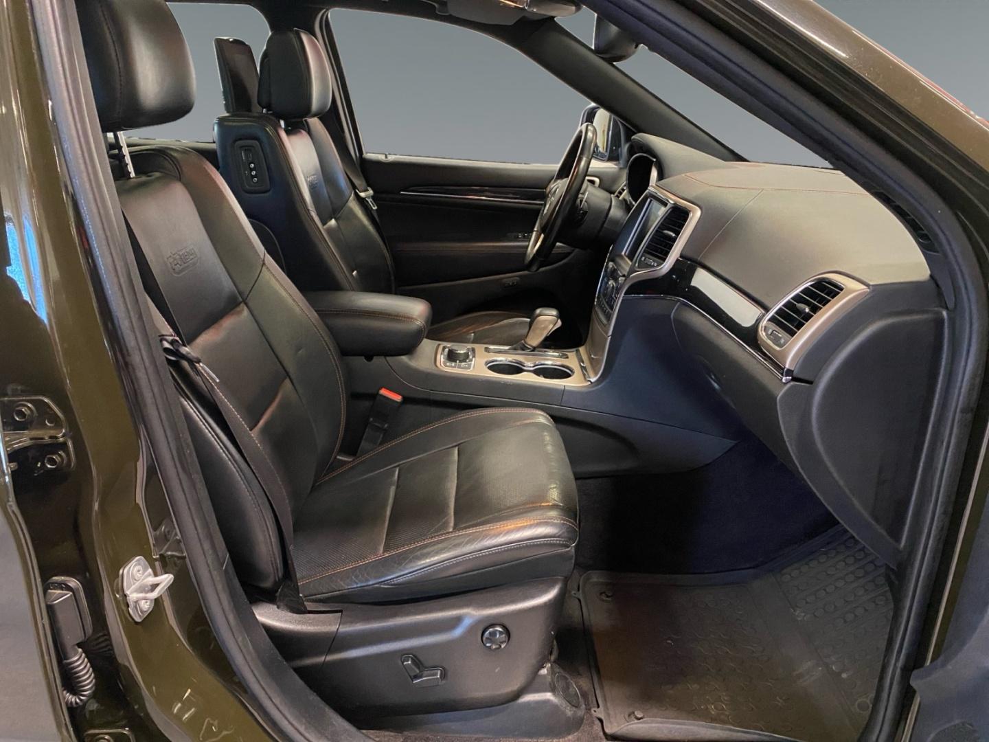 JEEP Grand Cherokee 8