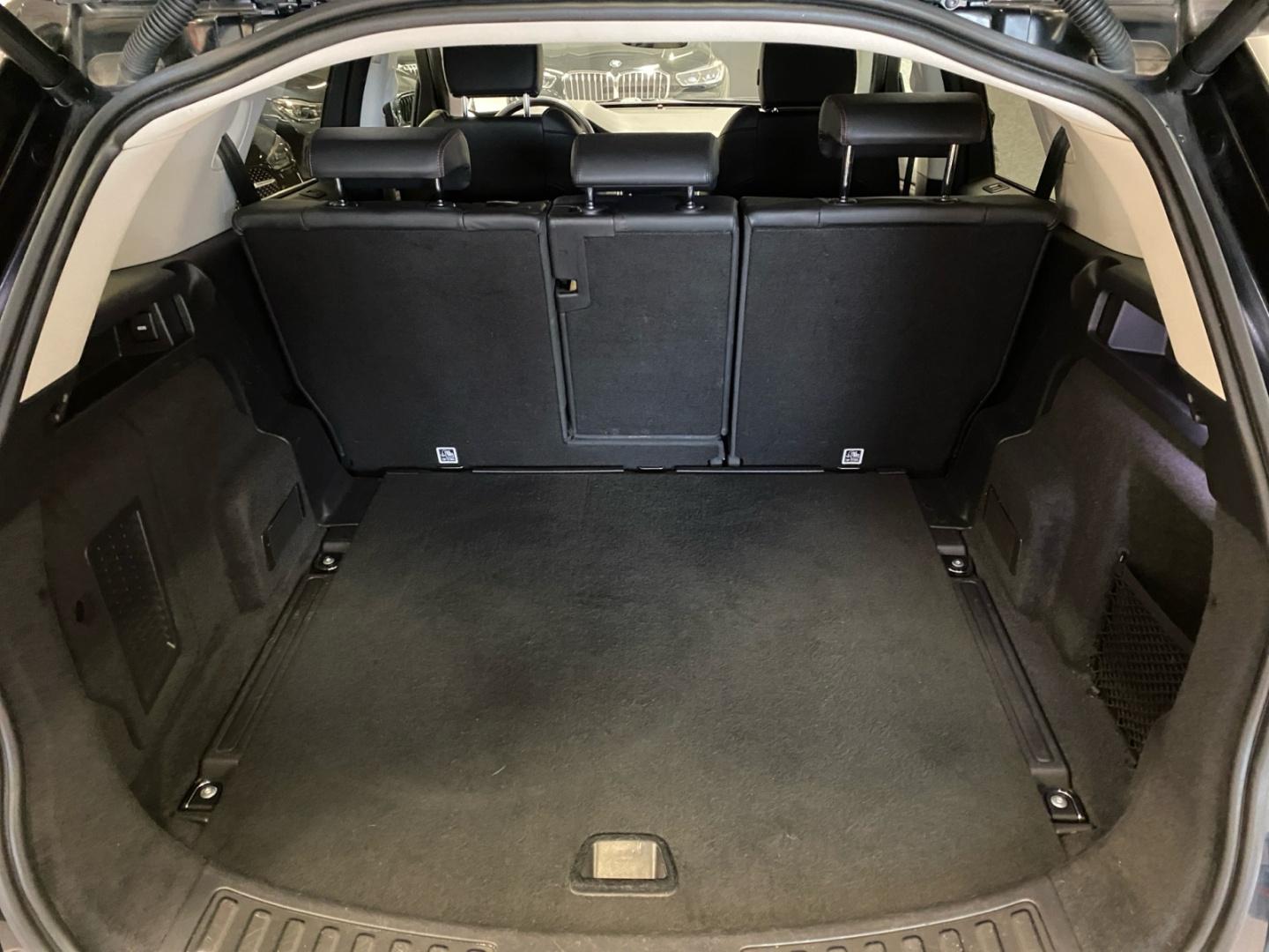 LAND ROVER Discovery Sport 5
