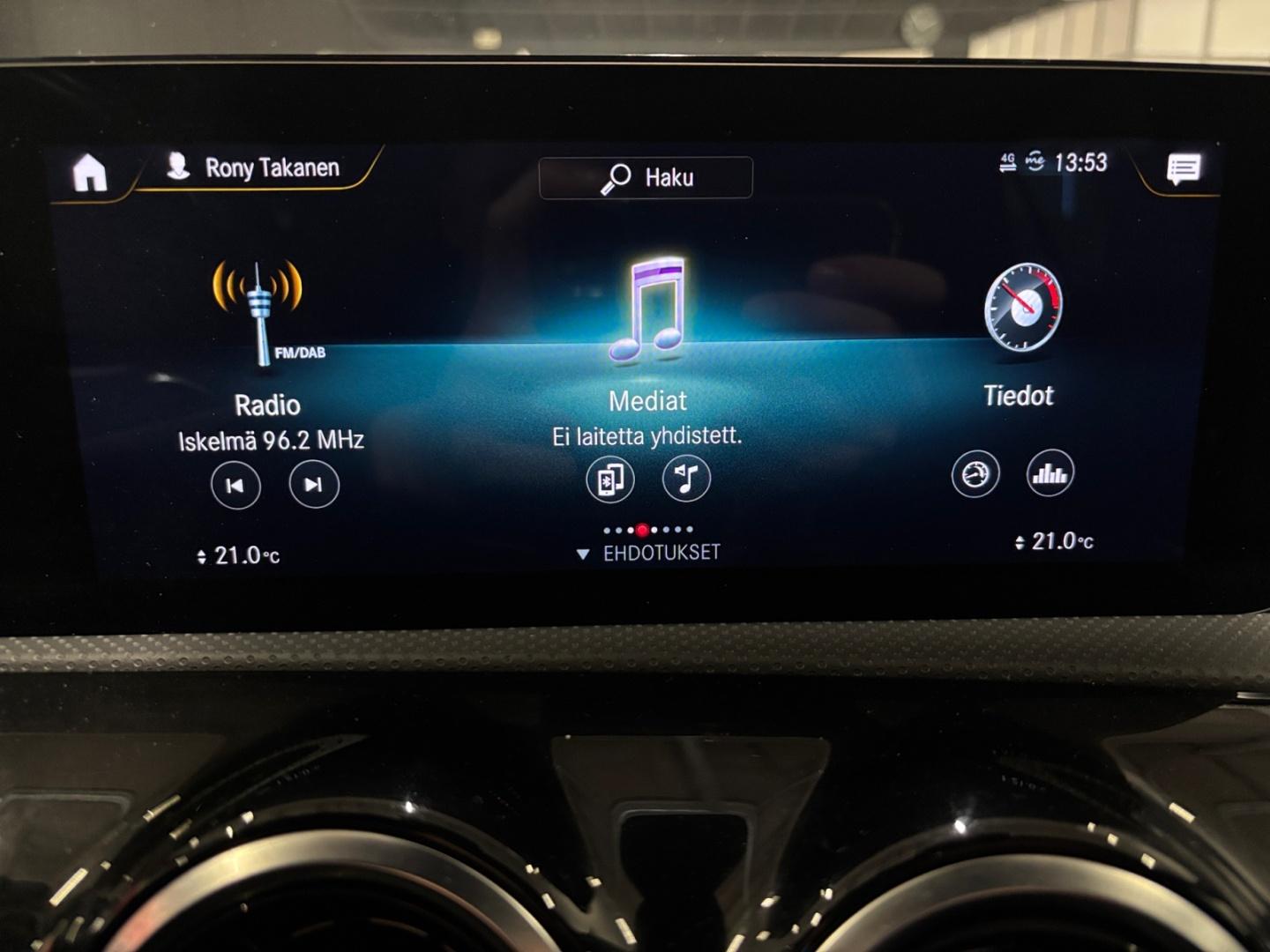 MERCEDES-BENZ CLA 15