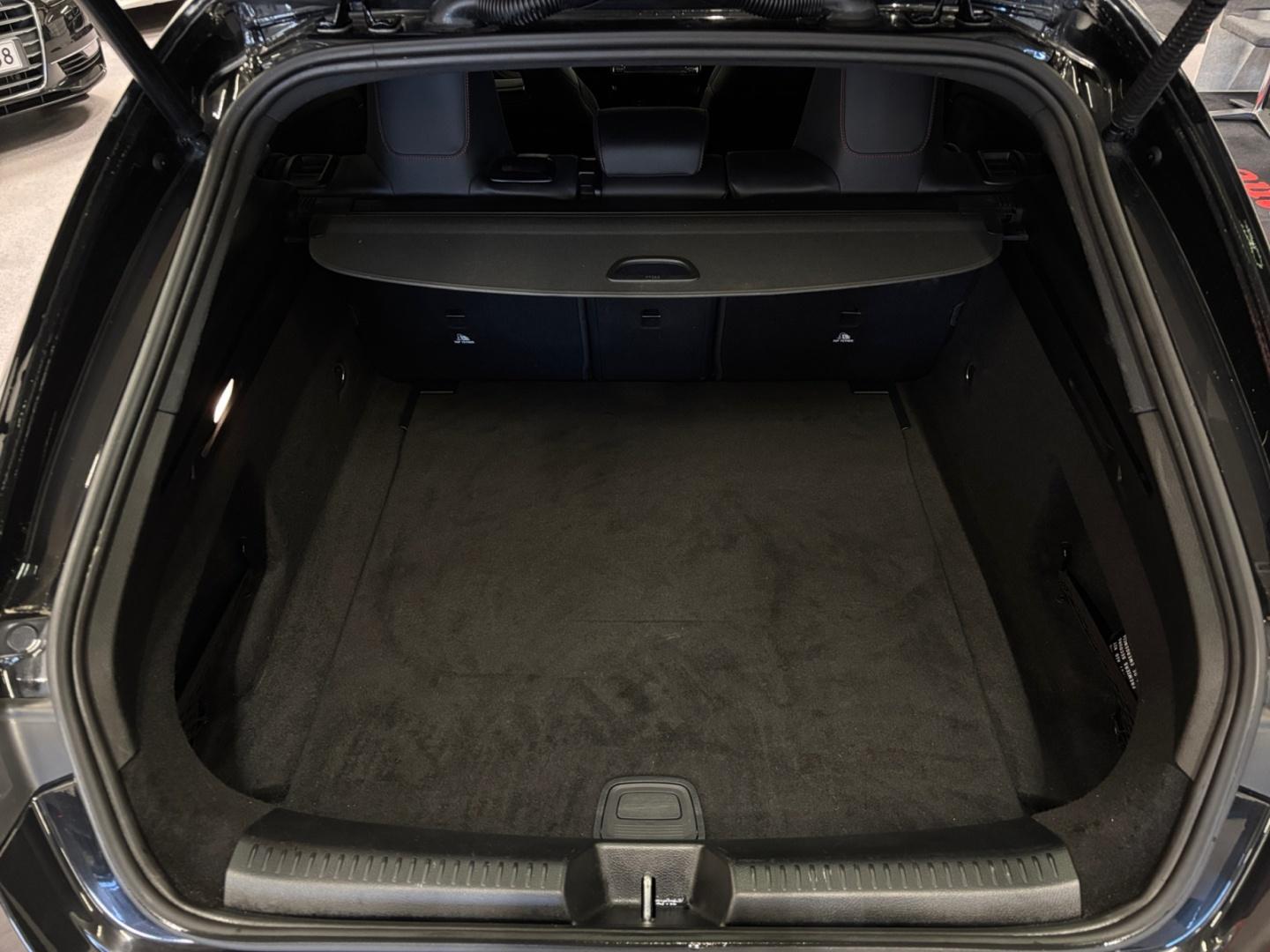 MERCEDES-BENZ CLA 5