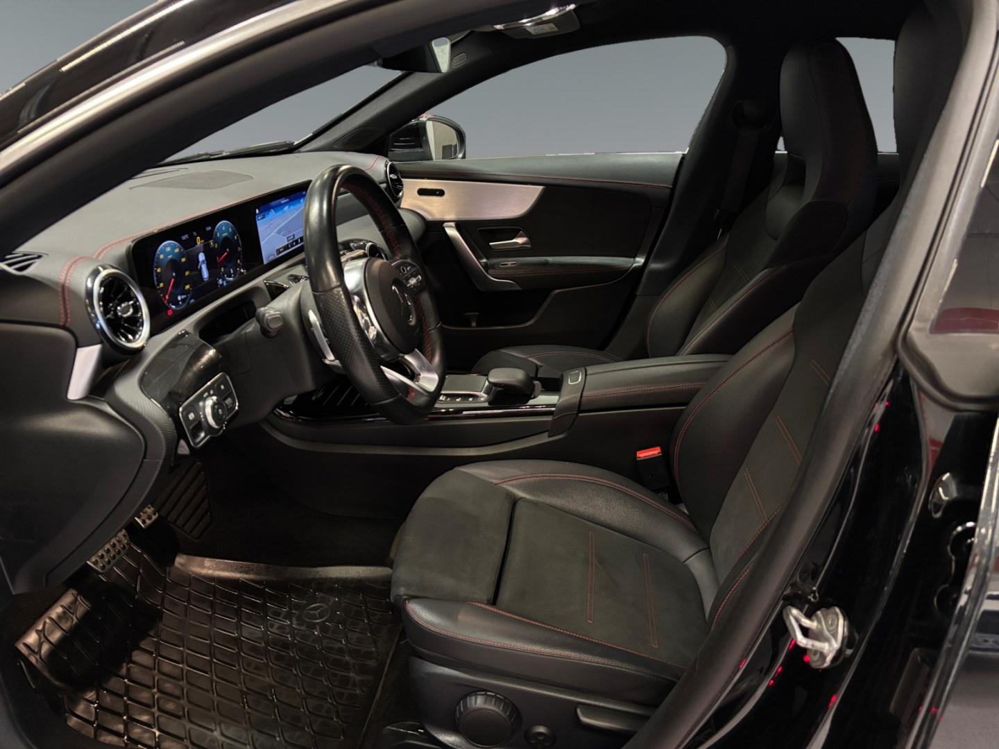 MERCEDES-BENZ CLA 6