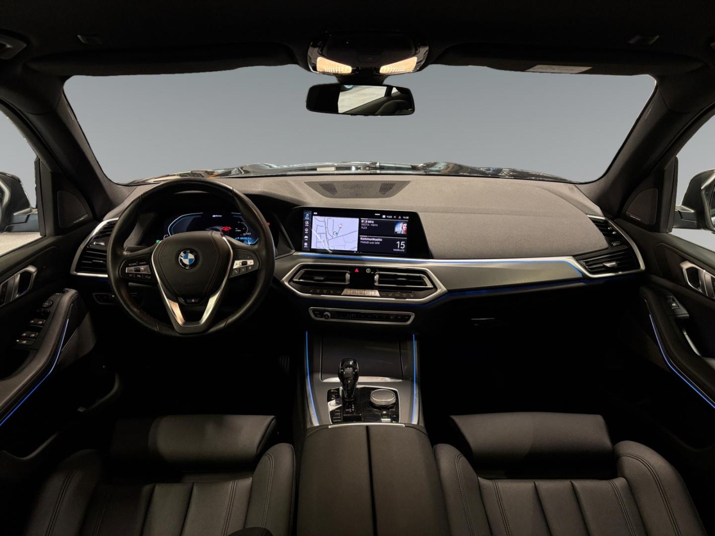 BMW X5 8