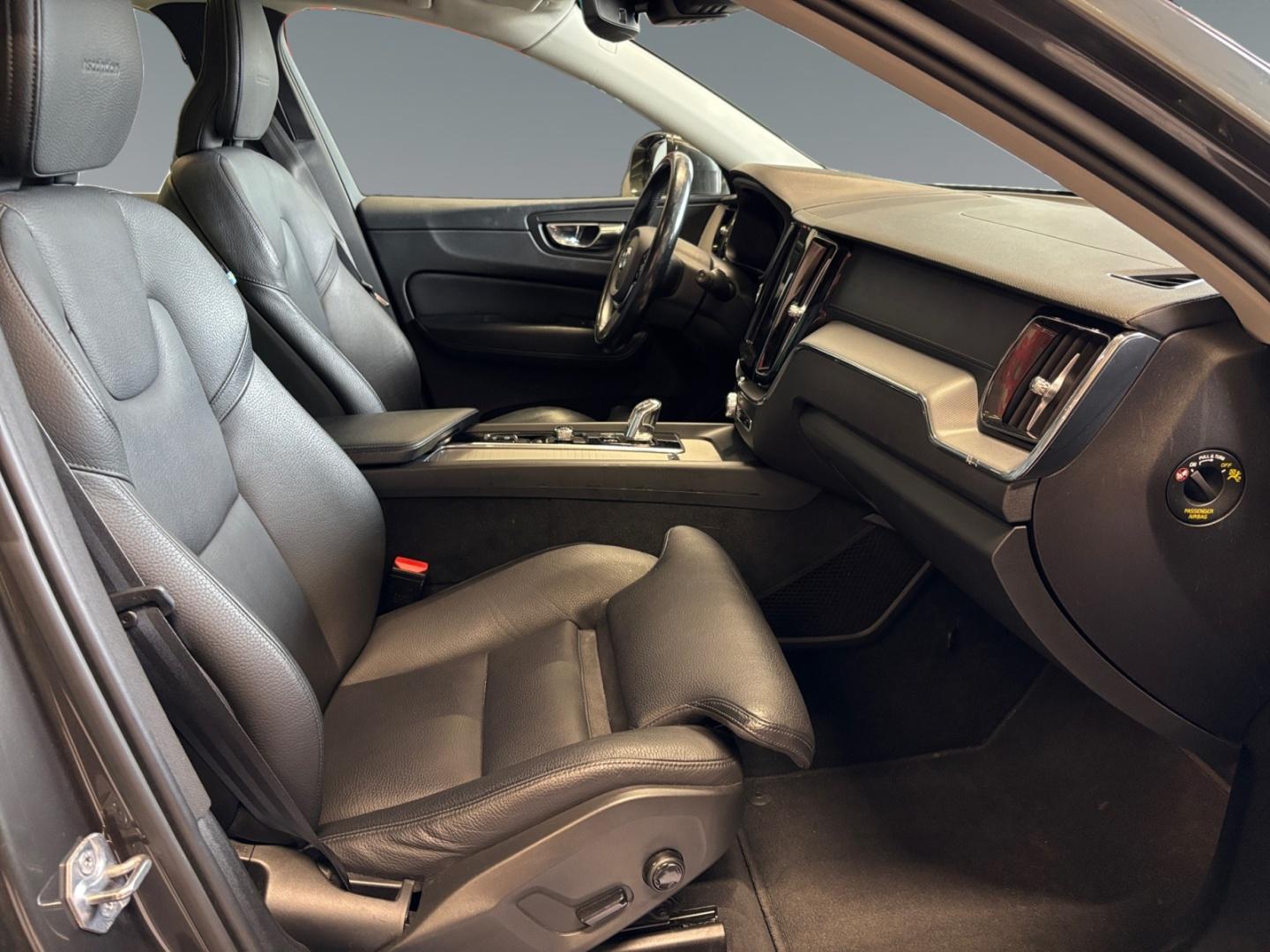 VOLVO XC60 6