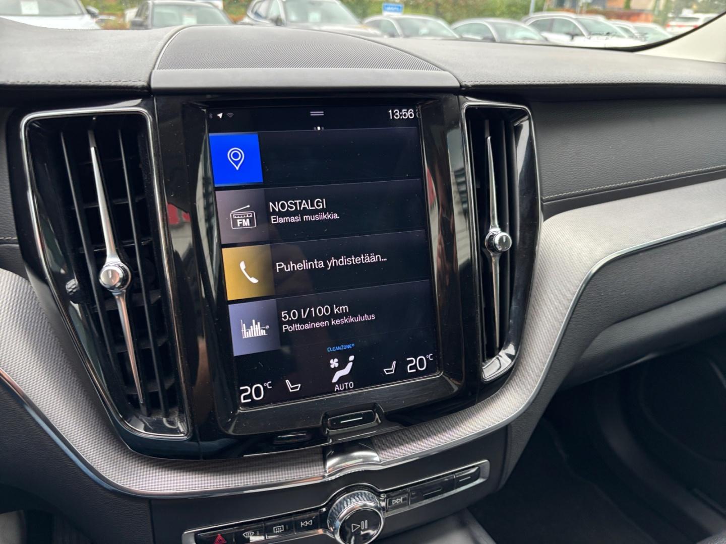 VOLVO XC60 9