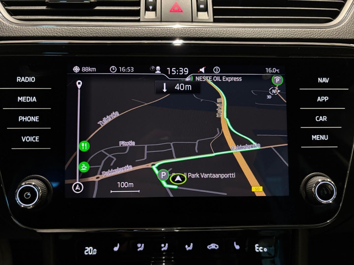 SKODA Superb 13