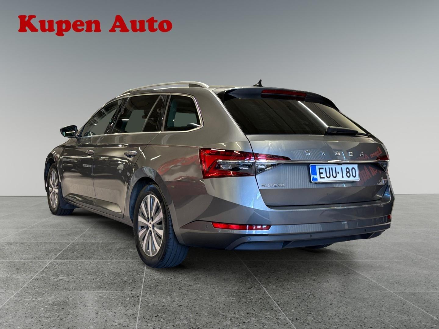 SKODA Superb 2