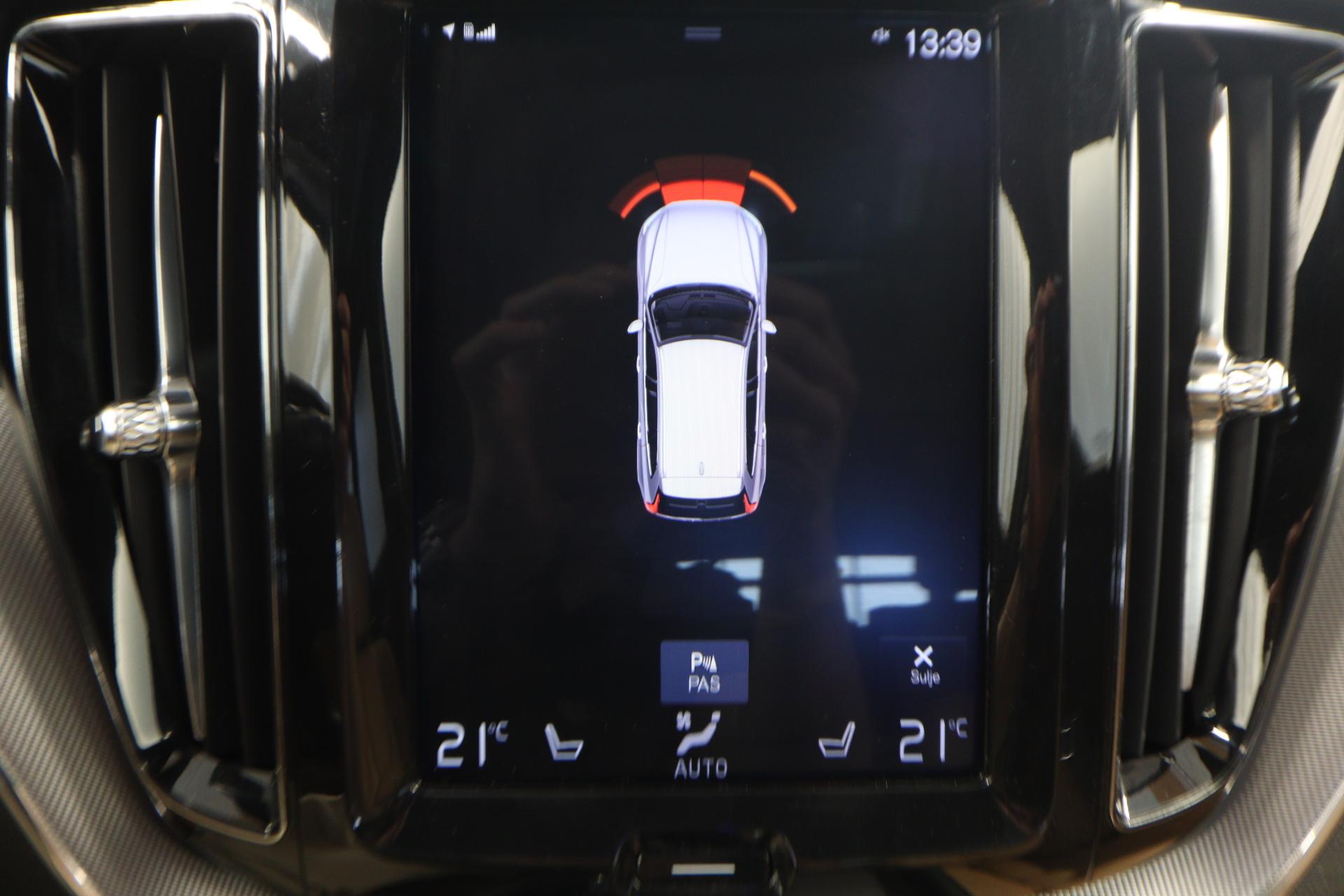 VOLVO XC60 14