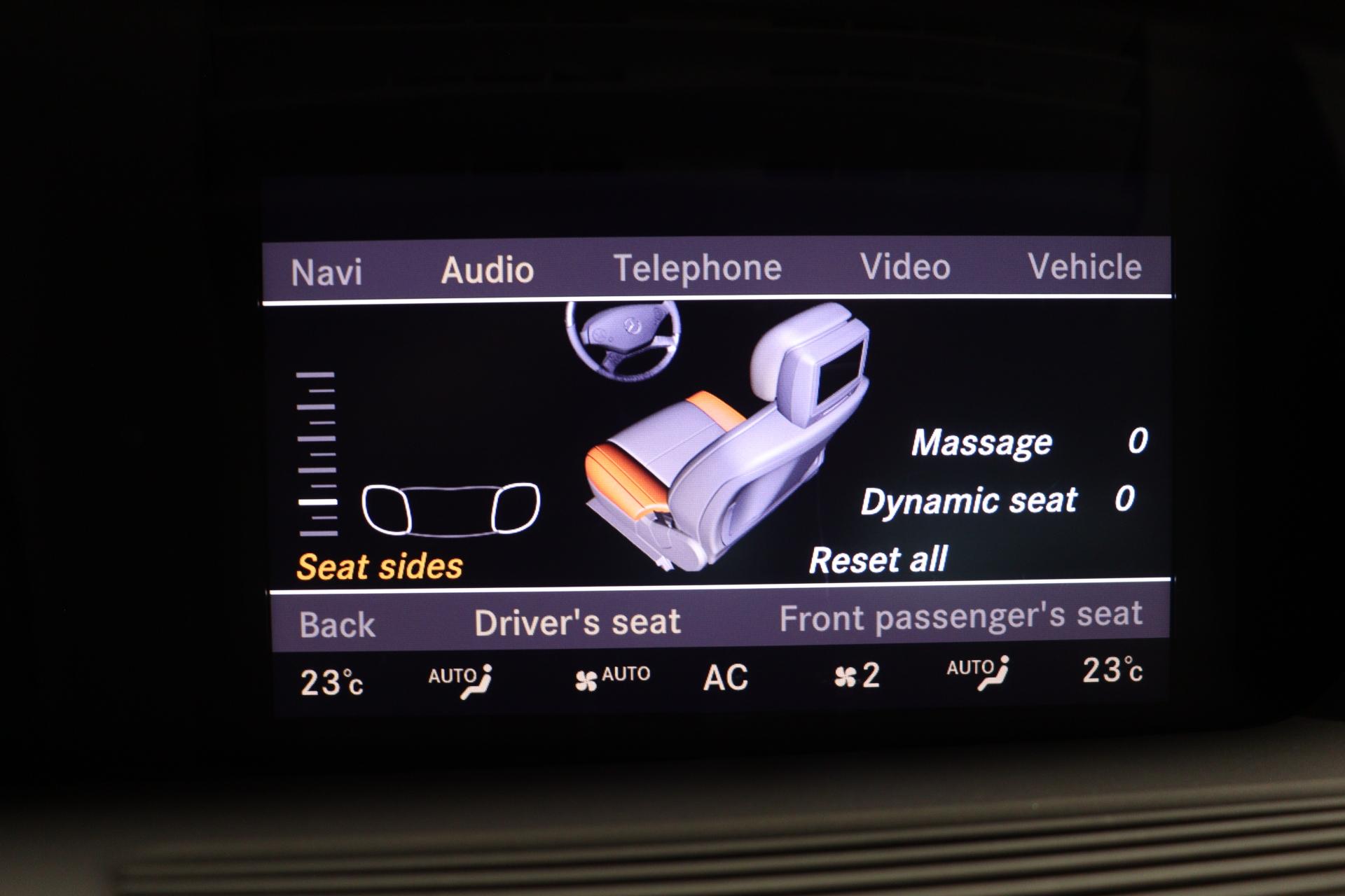 MERCEDES-BENZ S 2011