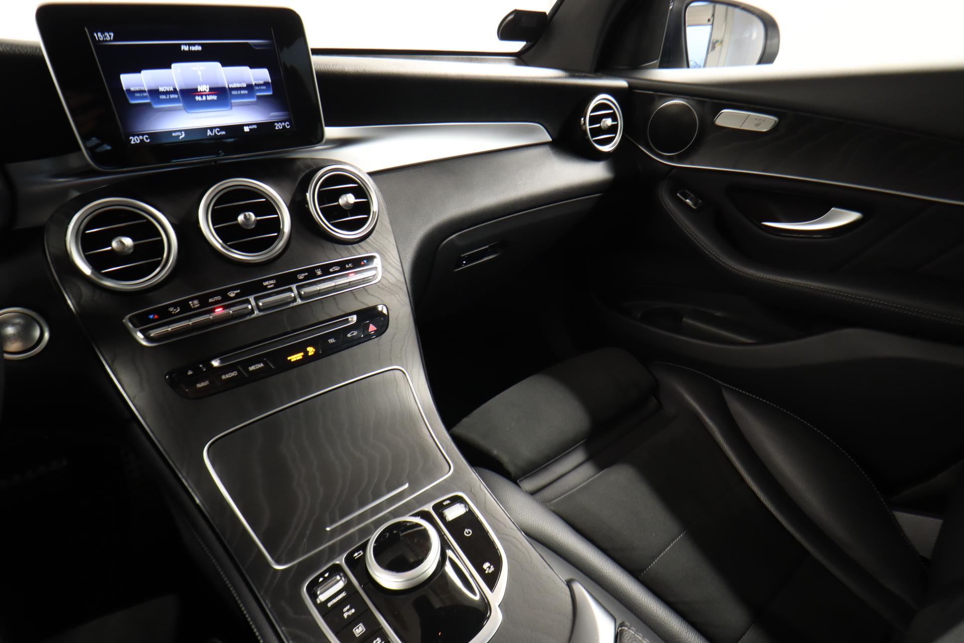 MERCEDES-BENZ GLC 12