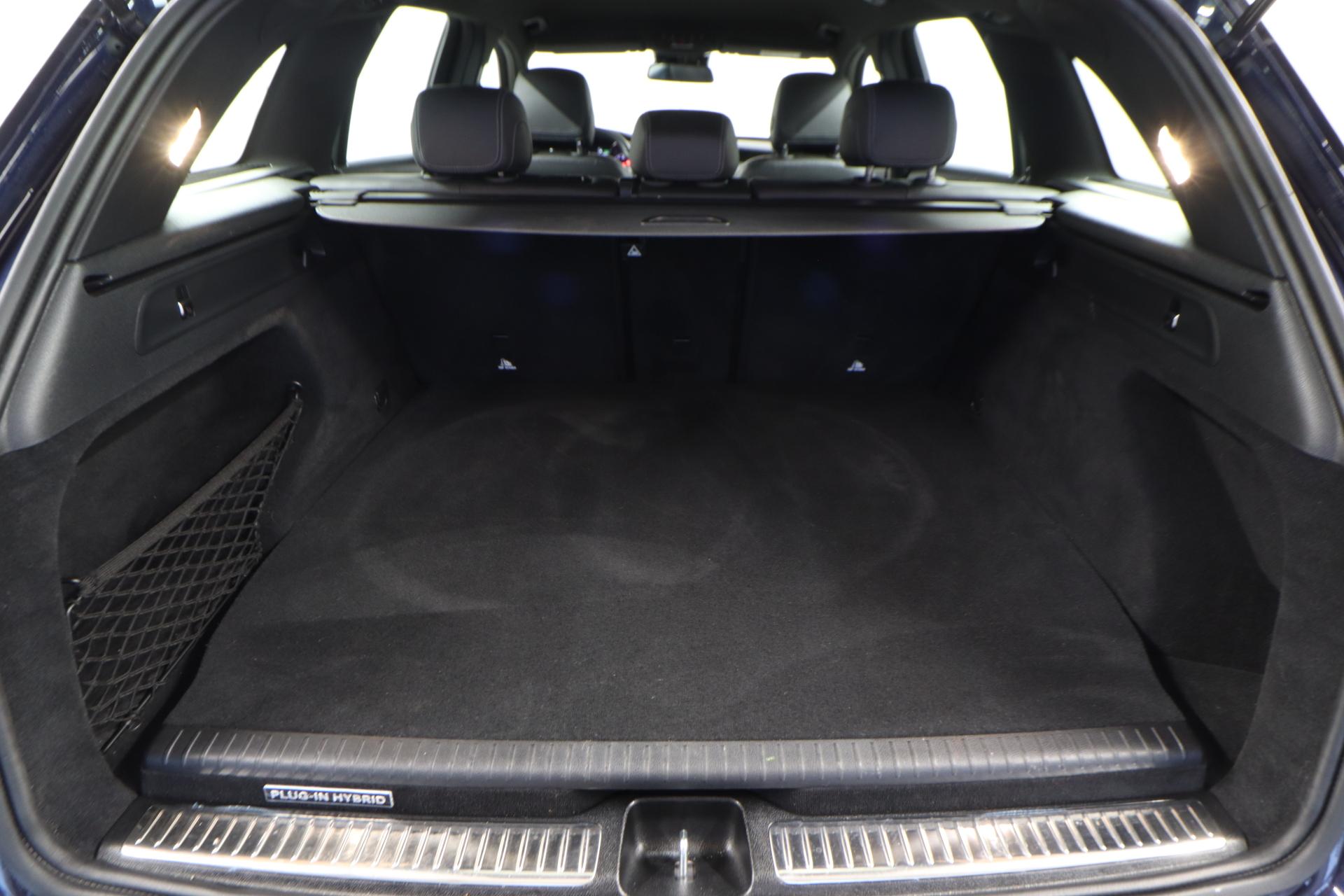 MERCEDES-BENZ GLC 4