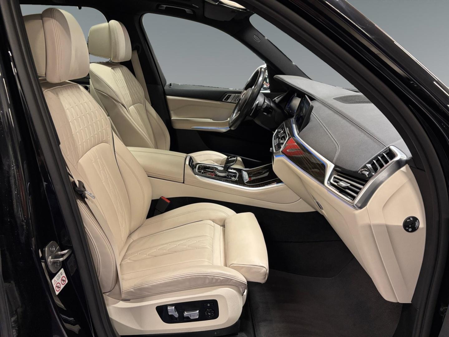 BMW X5 8