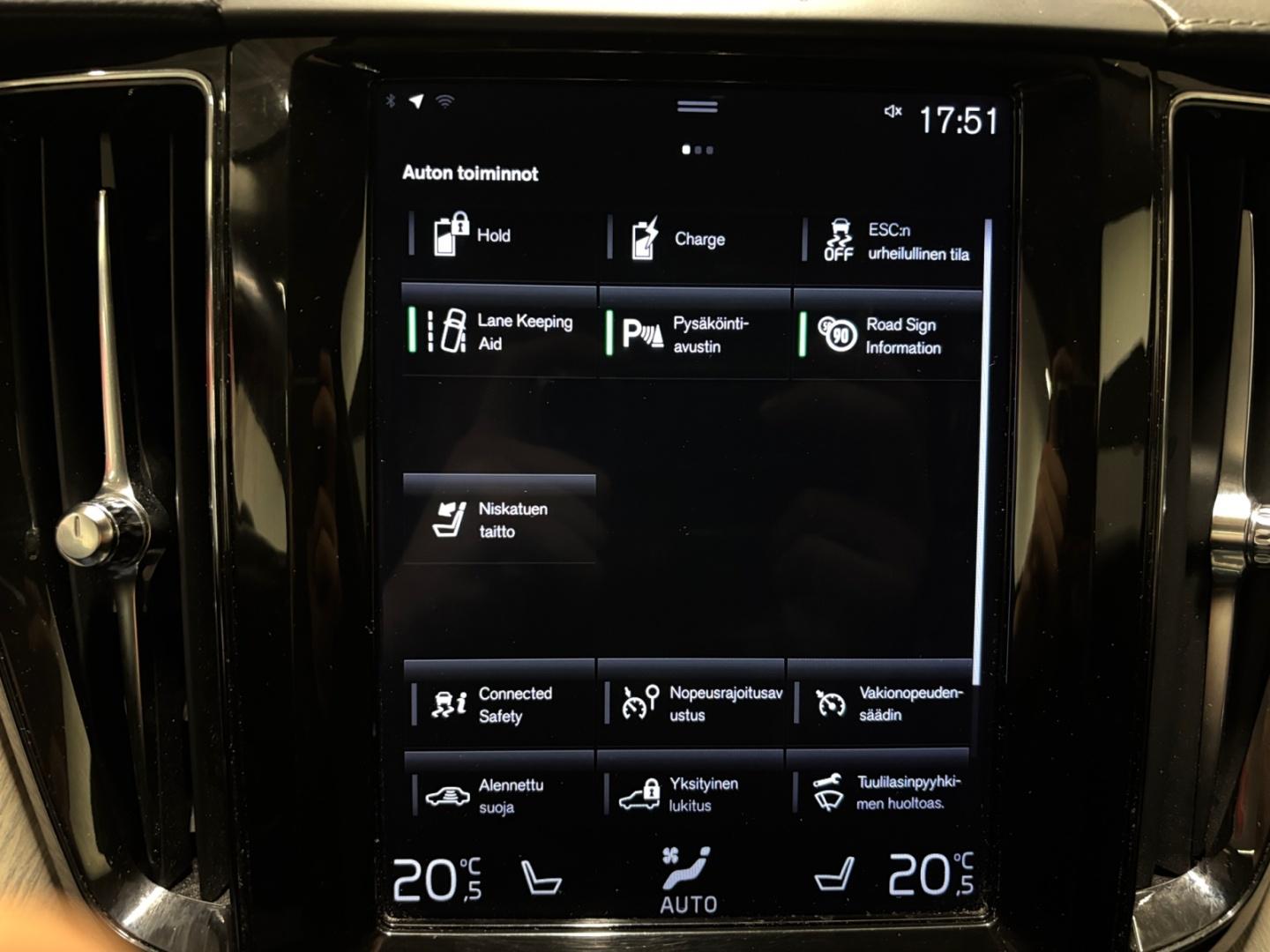 VOLVO XC60 13