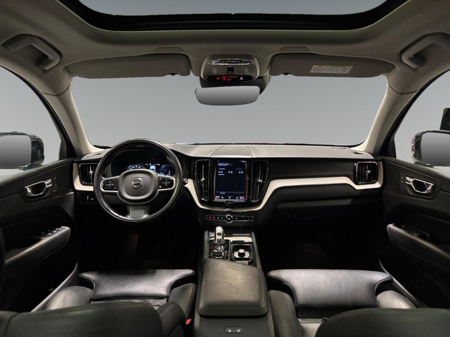 VOLVO XC60 6