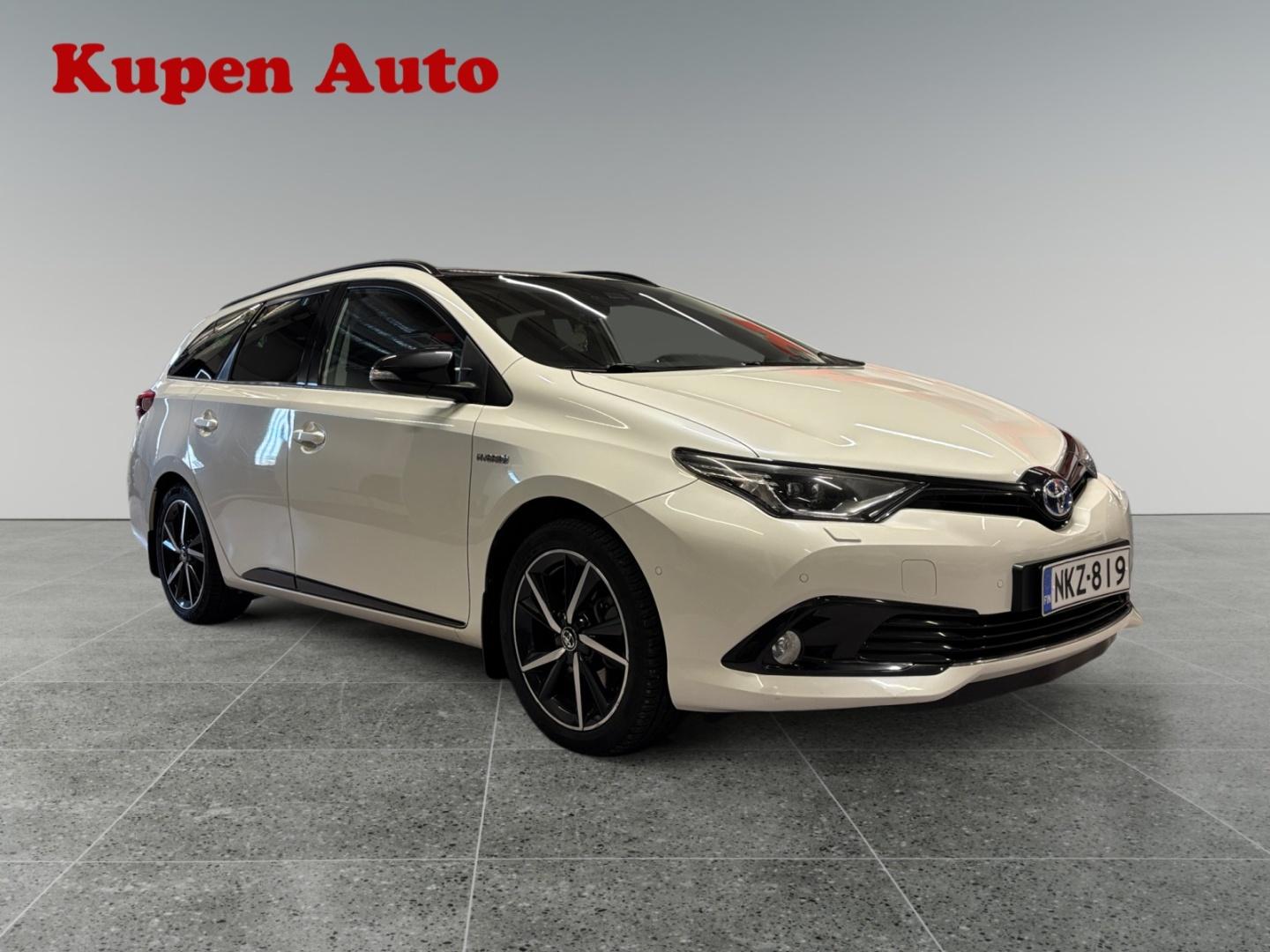 TOYOTA Auris 3