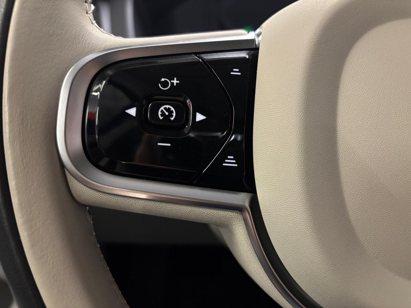 VOLVO XC60 15