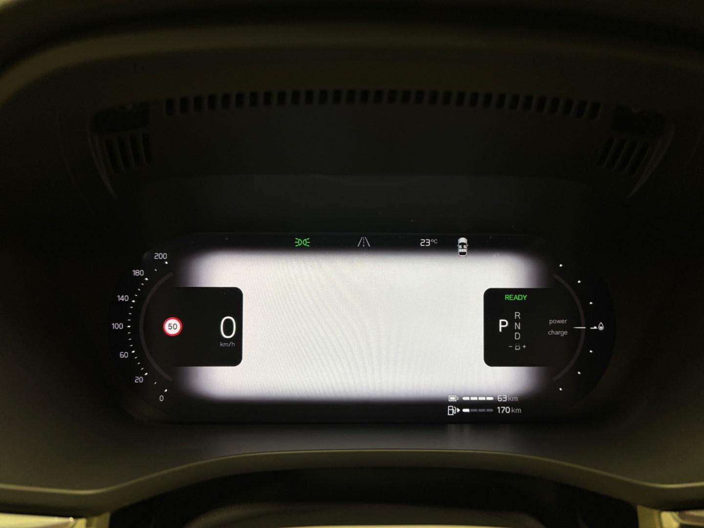 VOLVO XC60 9