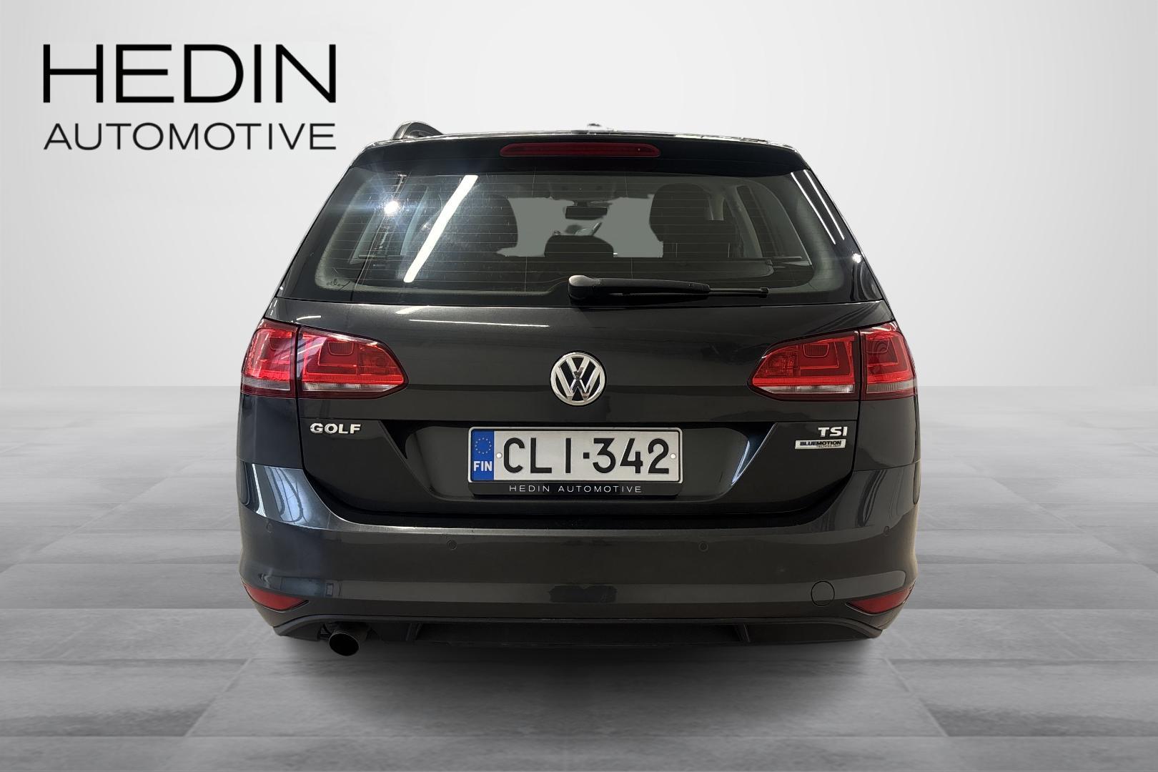 VOLKSWAGEN Golf 2016