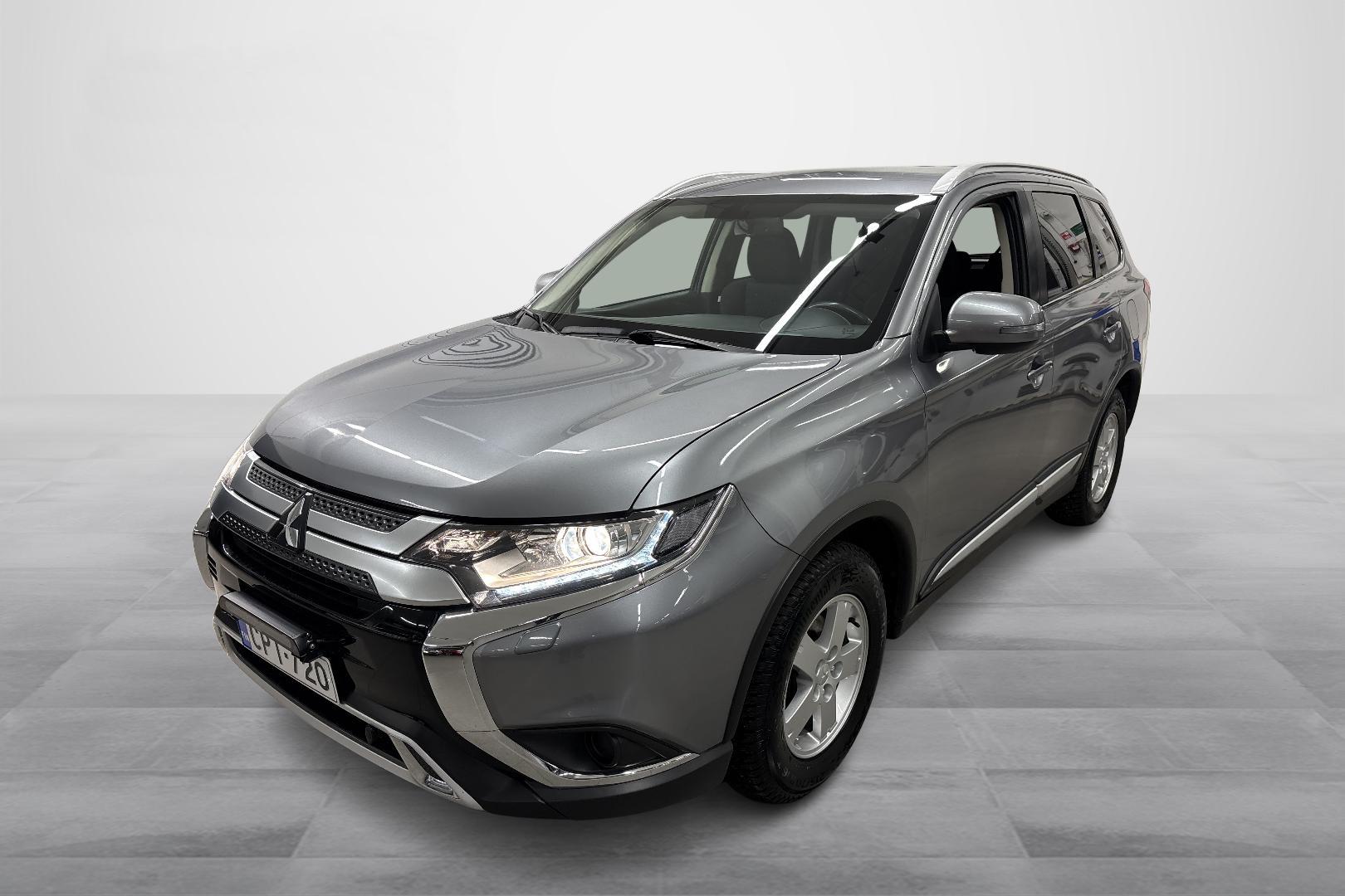 MITSUBISHI OUTLANDER 2020