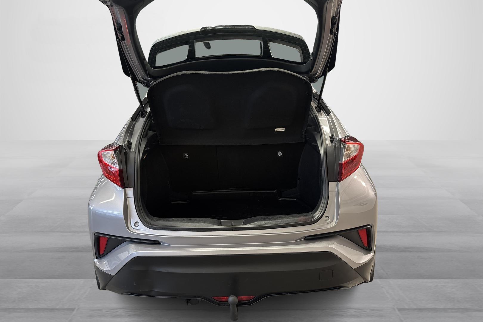 TOYOTA C-HR 2019