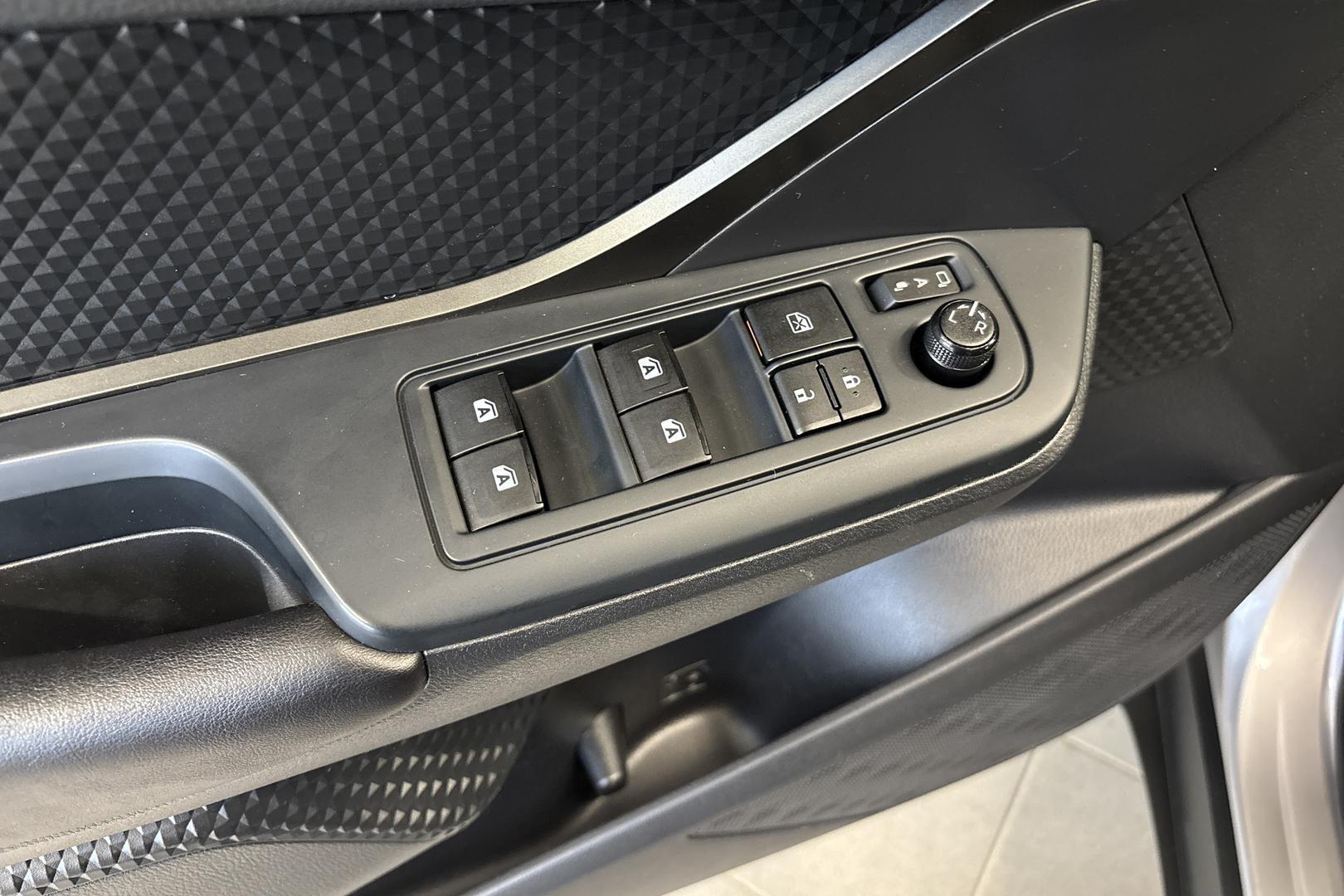 TOYOTA C-HR 2019