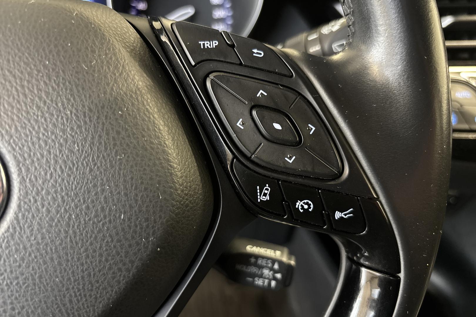 TOYOTA C-HR 2019
