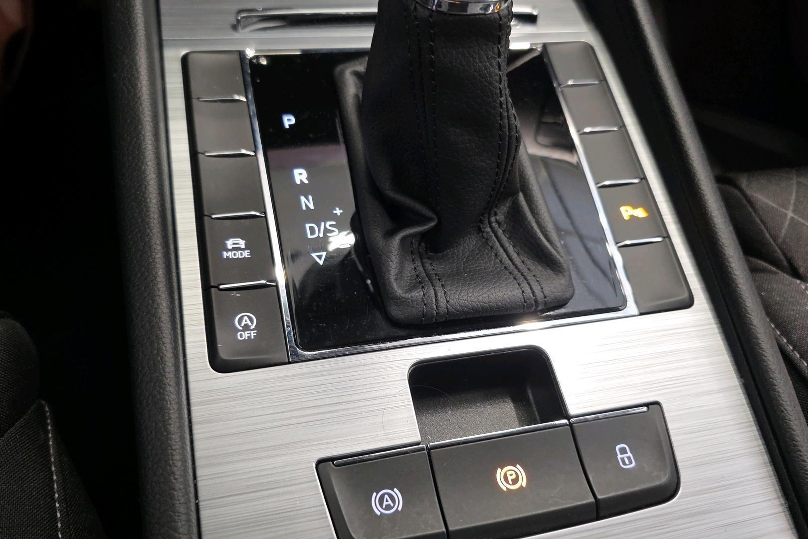 SKODA SUPERB 2022