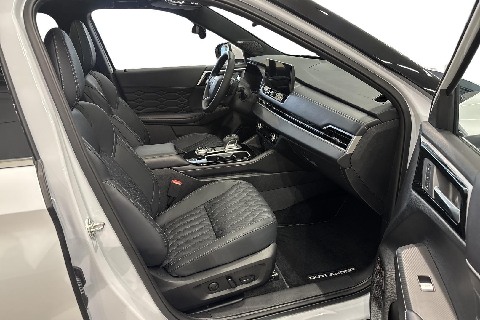Mitsubishi Outlander 2026