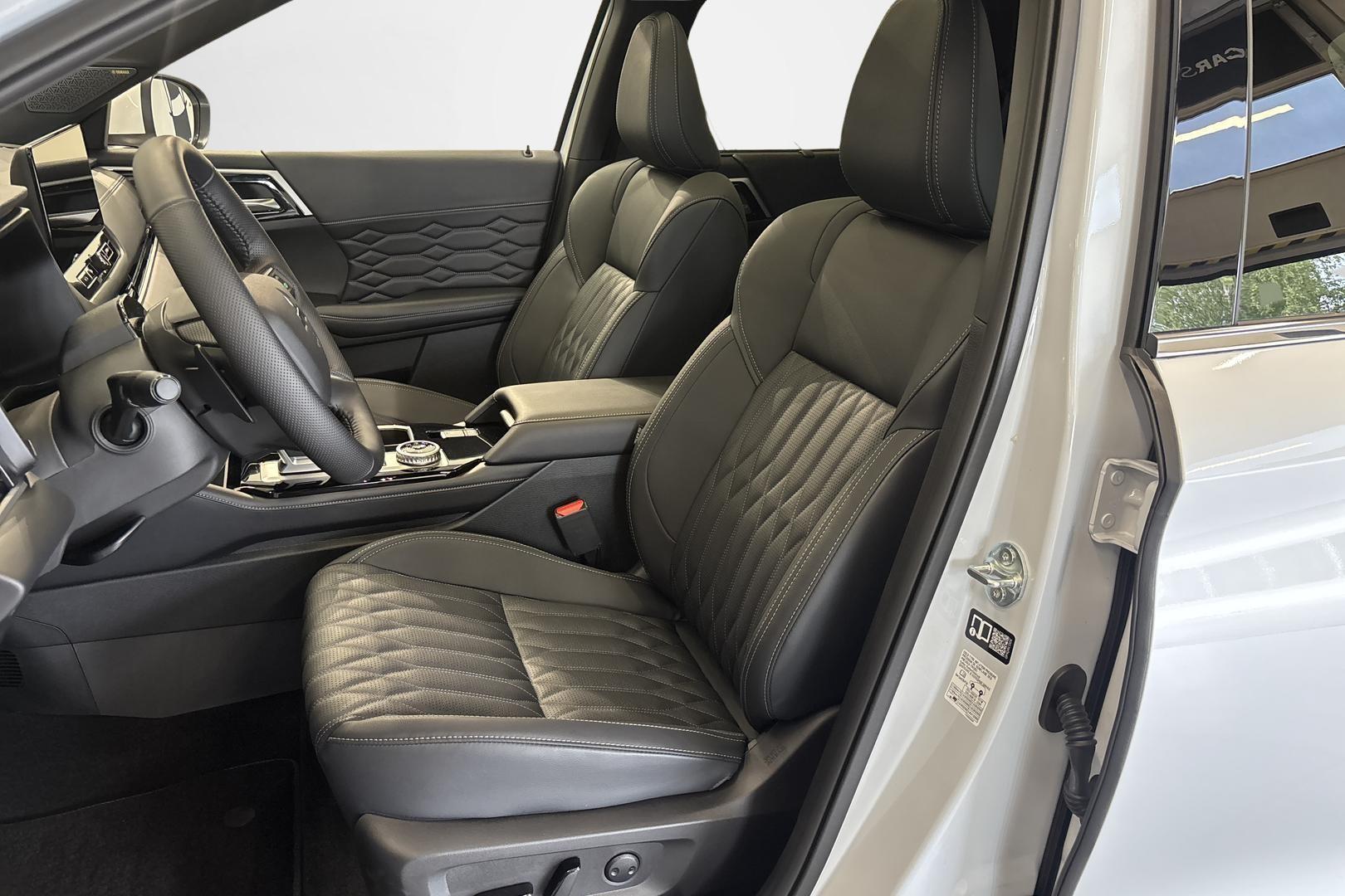 Mitsubishi Outlander 2026