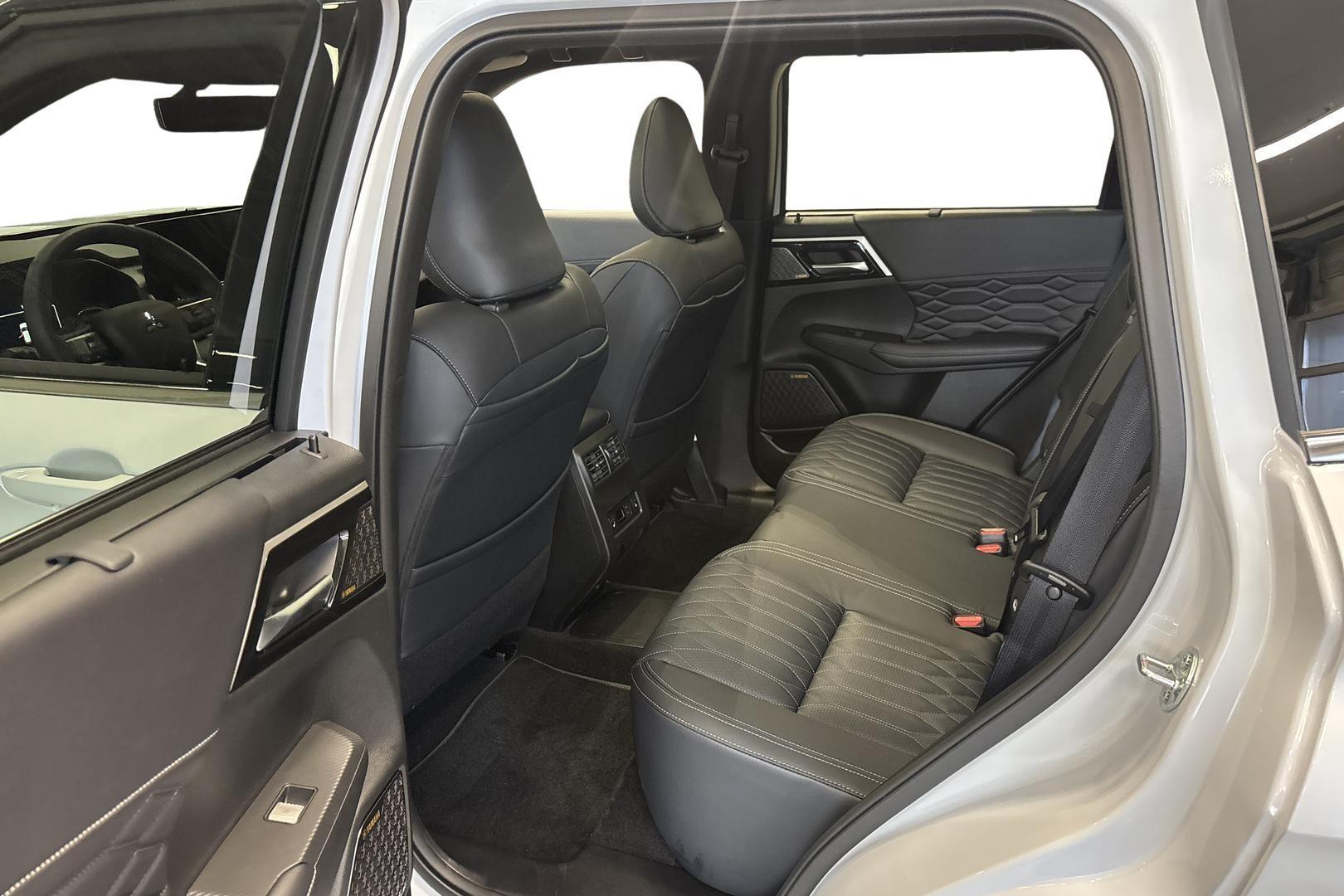 Mitsubishi Outlander 2026