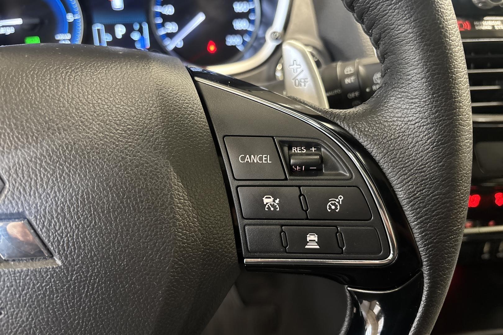 MITSUBISHI Eclipse Cross 2025