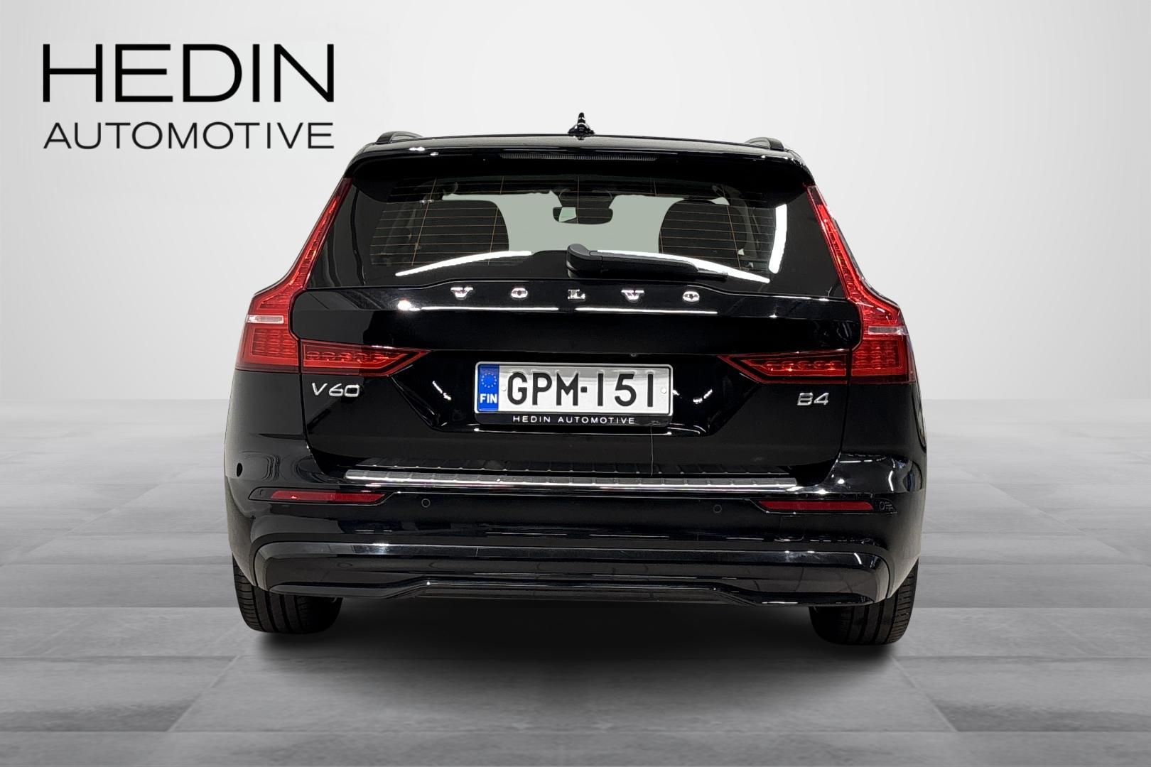 Volvo V60 2023