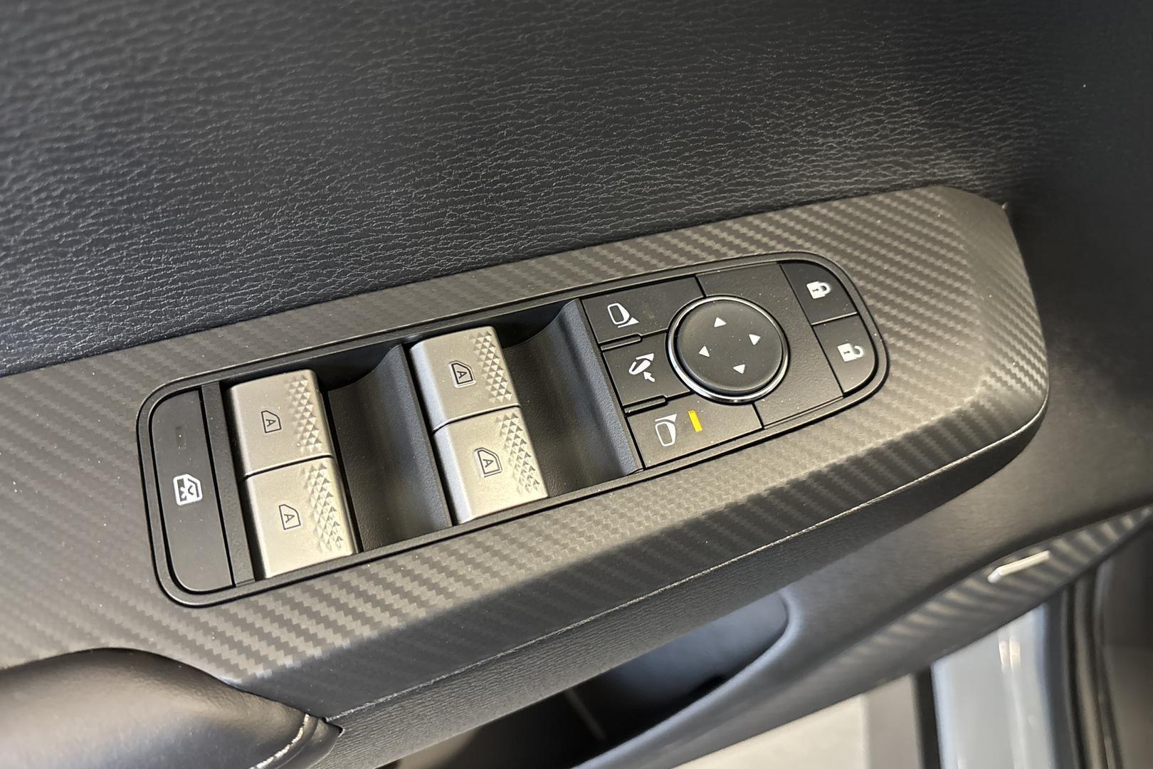 Mitsubishi Outlander 2025