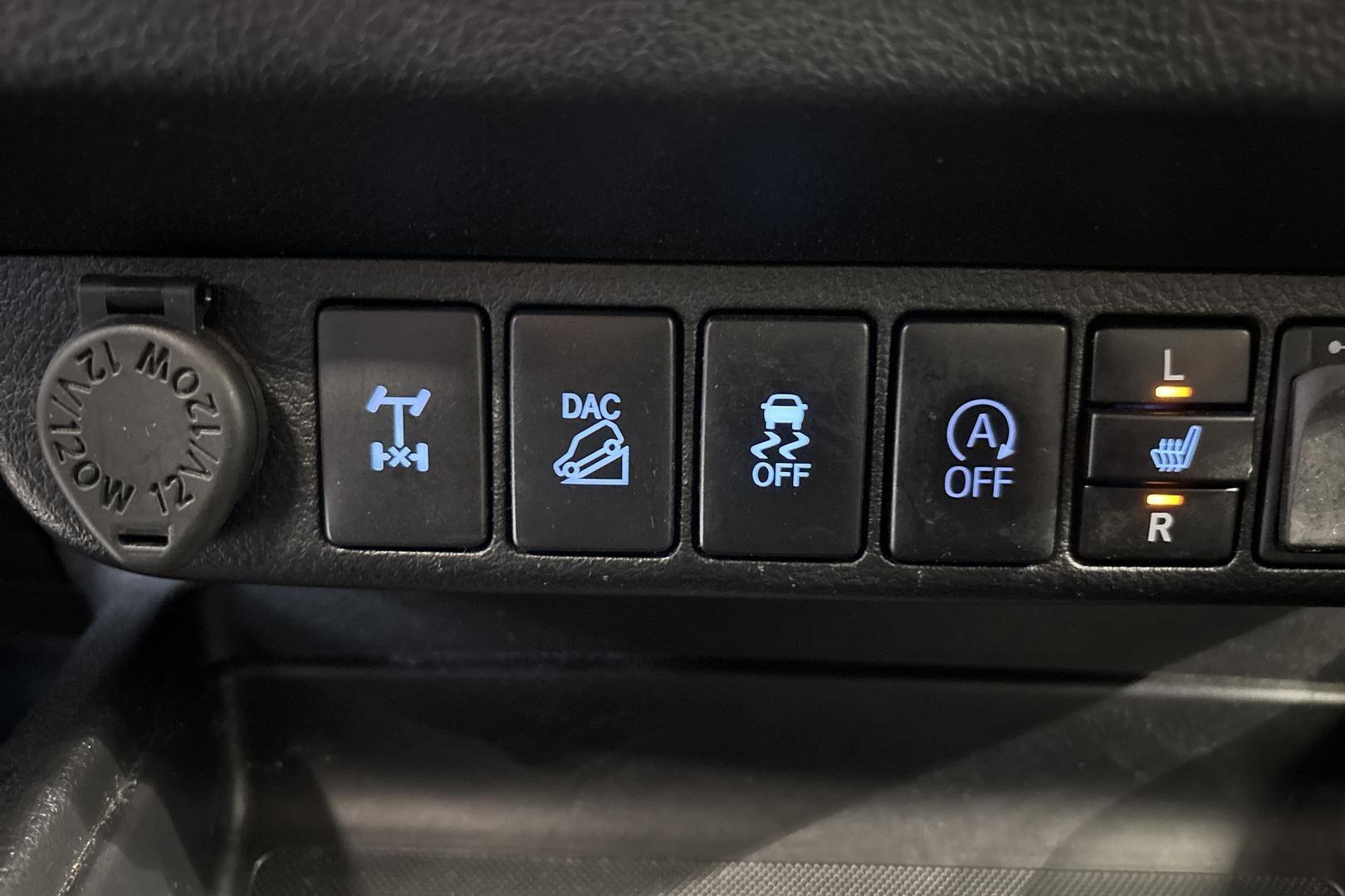 TOYOTA HILUX 2018