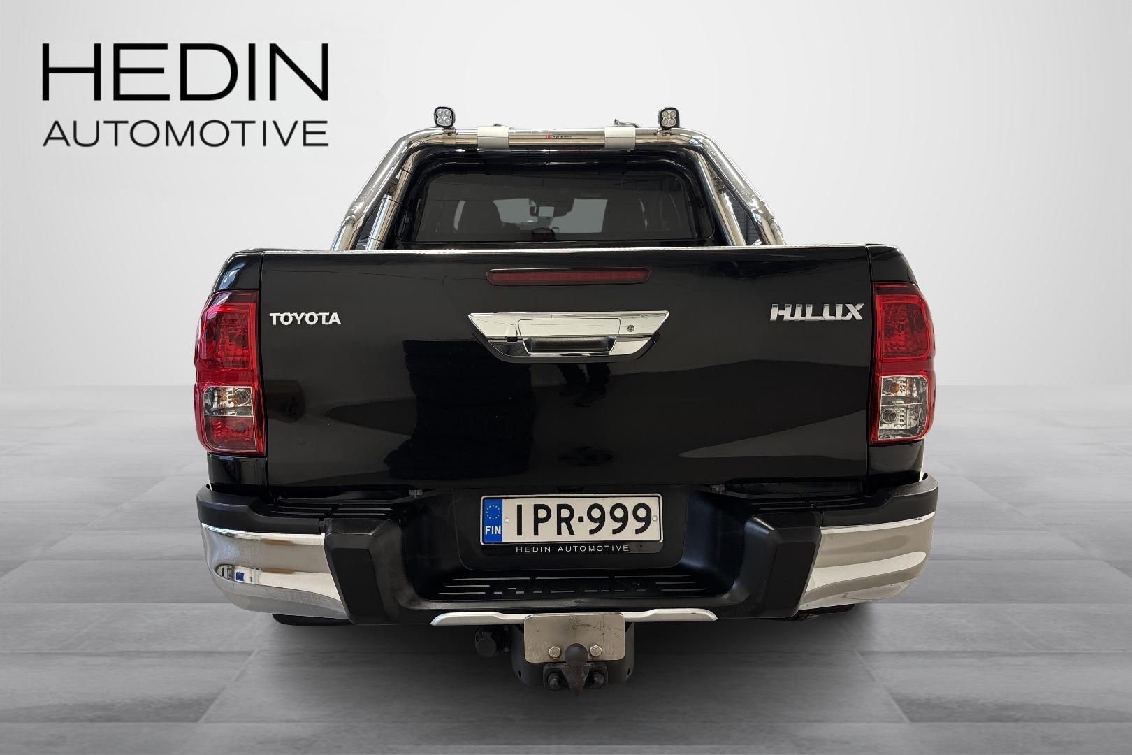 TOYOTA HILUX 2018