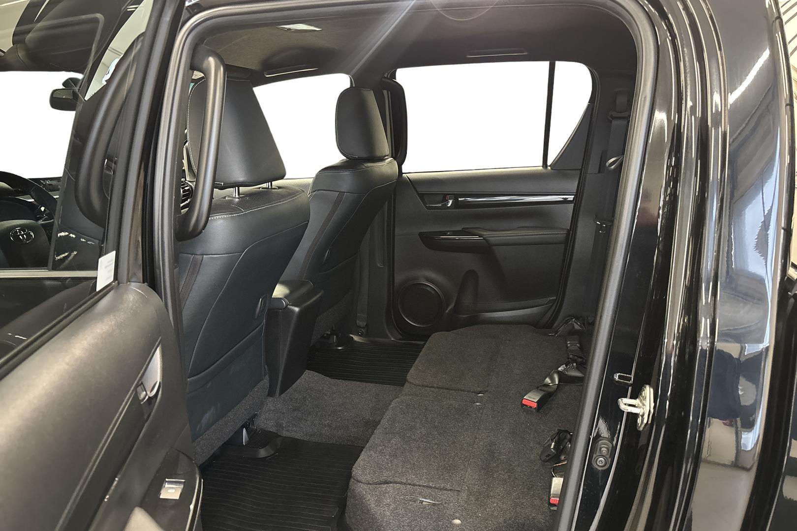 TOYOTA HILUX 2018