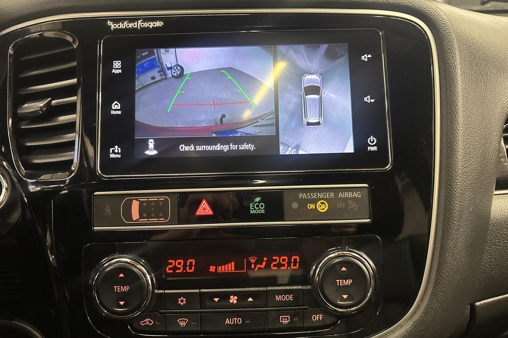 Mitsubishi Outlander PHEV 18