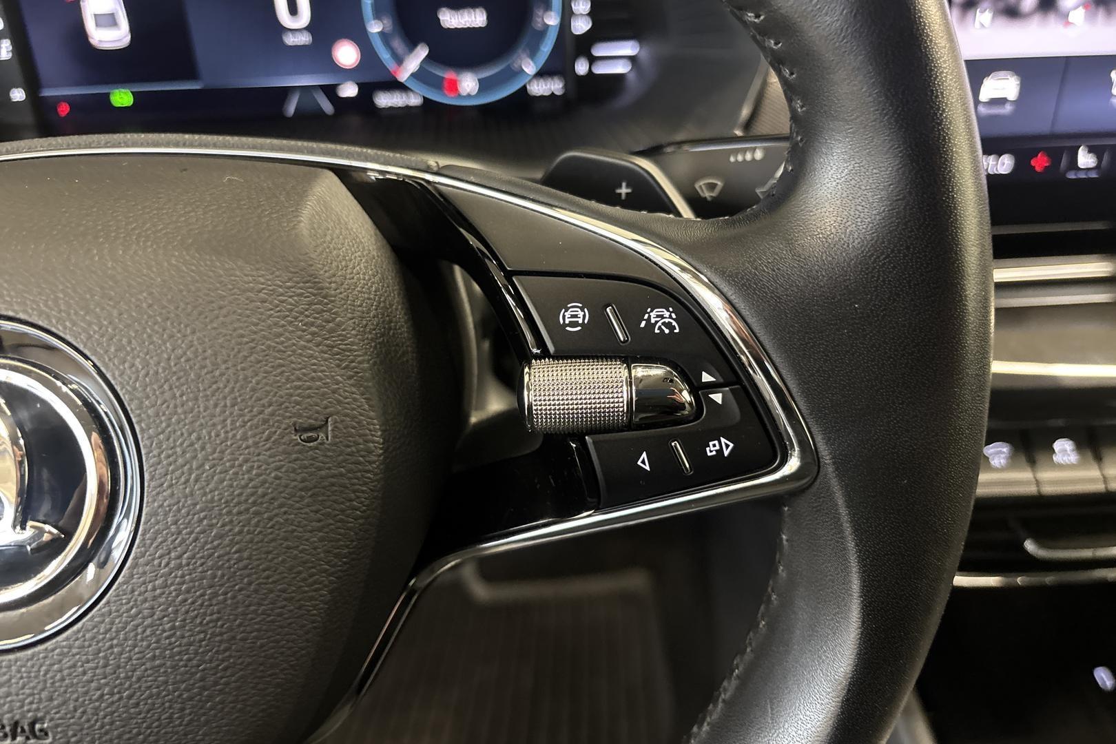 SKODA OCTAVIA 2021