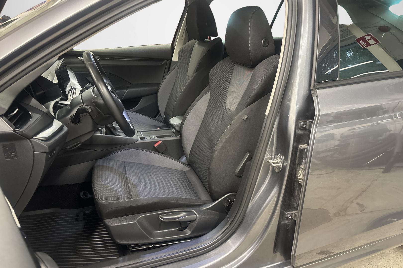 SKODA OCTAVIA 2023