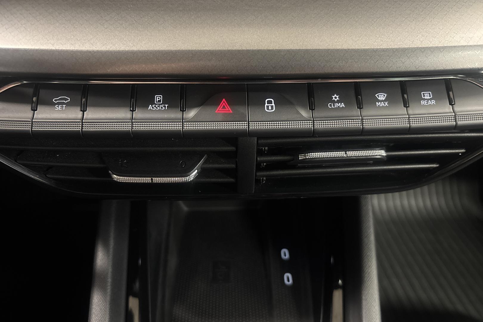 SKODA OCTAVIA 2023