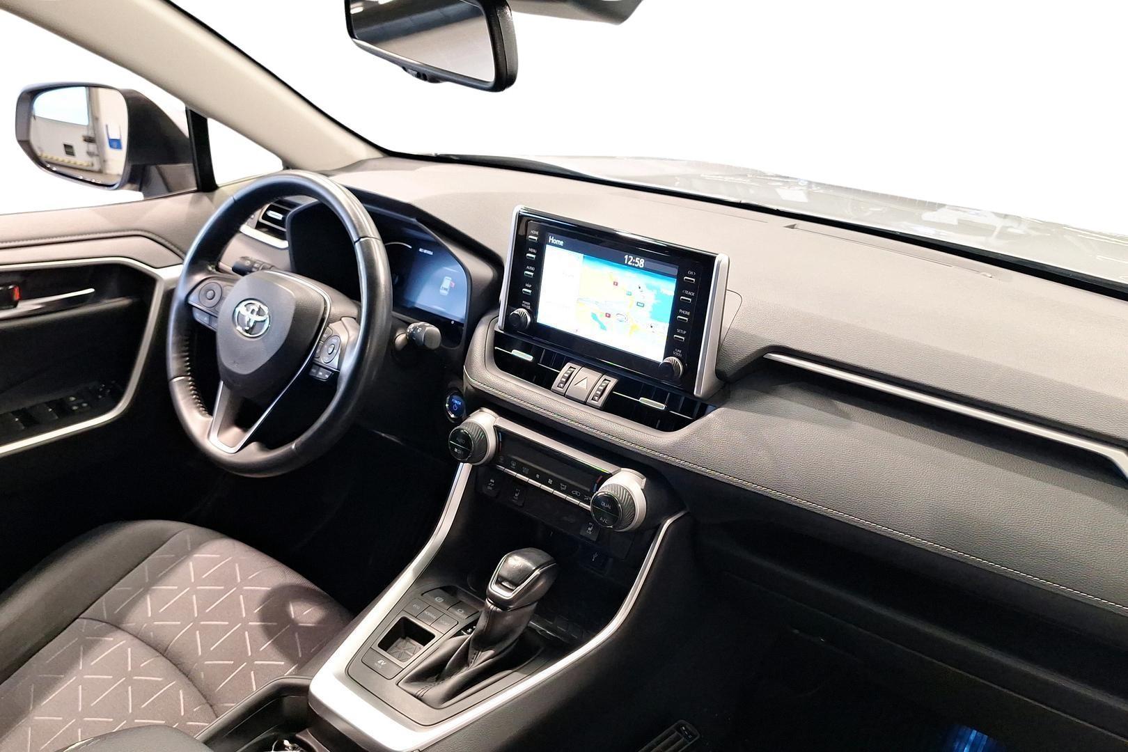 Toyota RAV4 2021