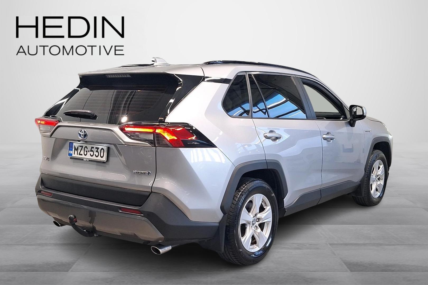 Toyota RAV4 2021