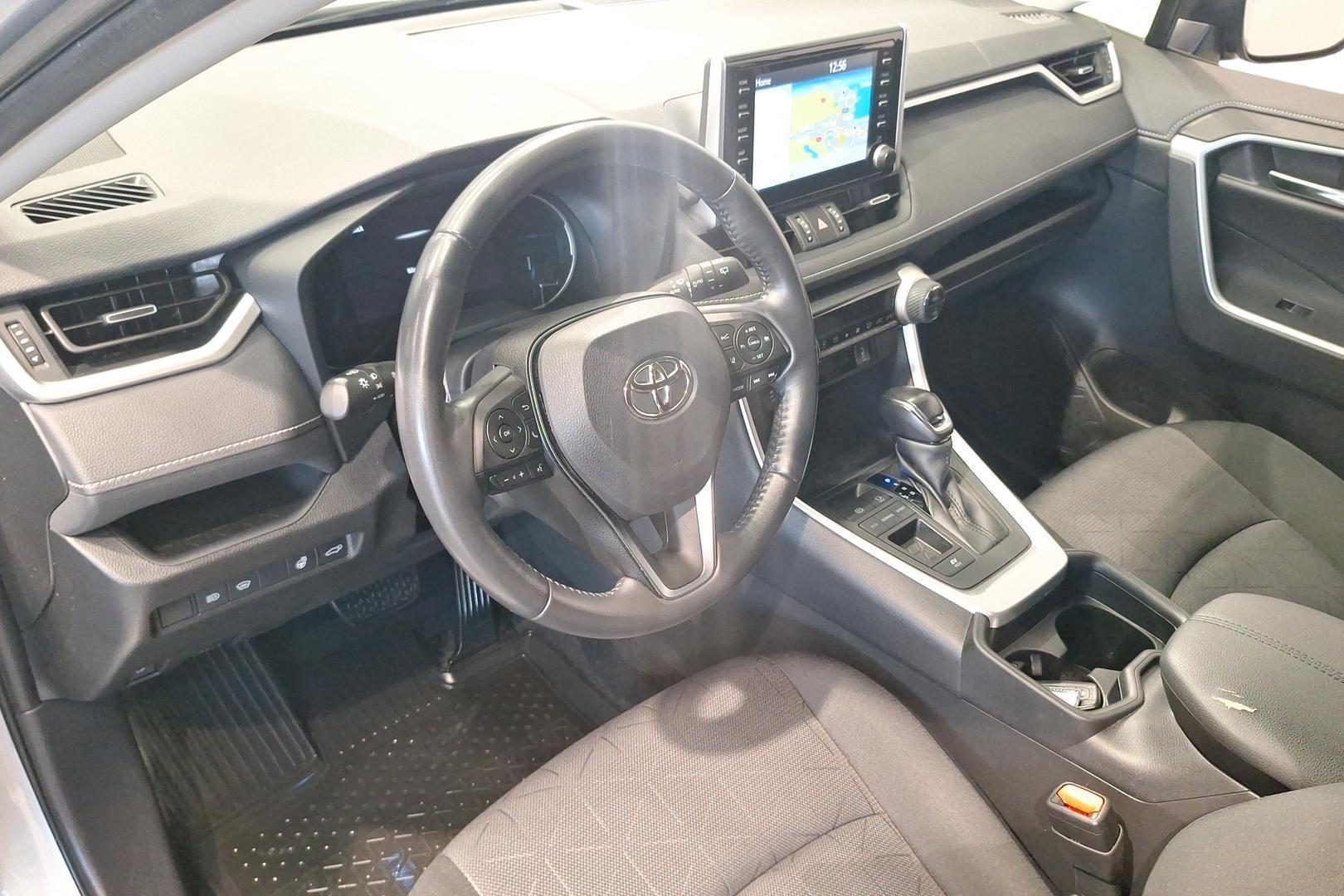 Toyota RAV4 2021