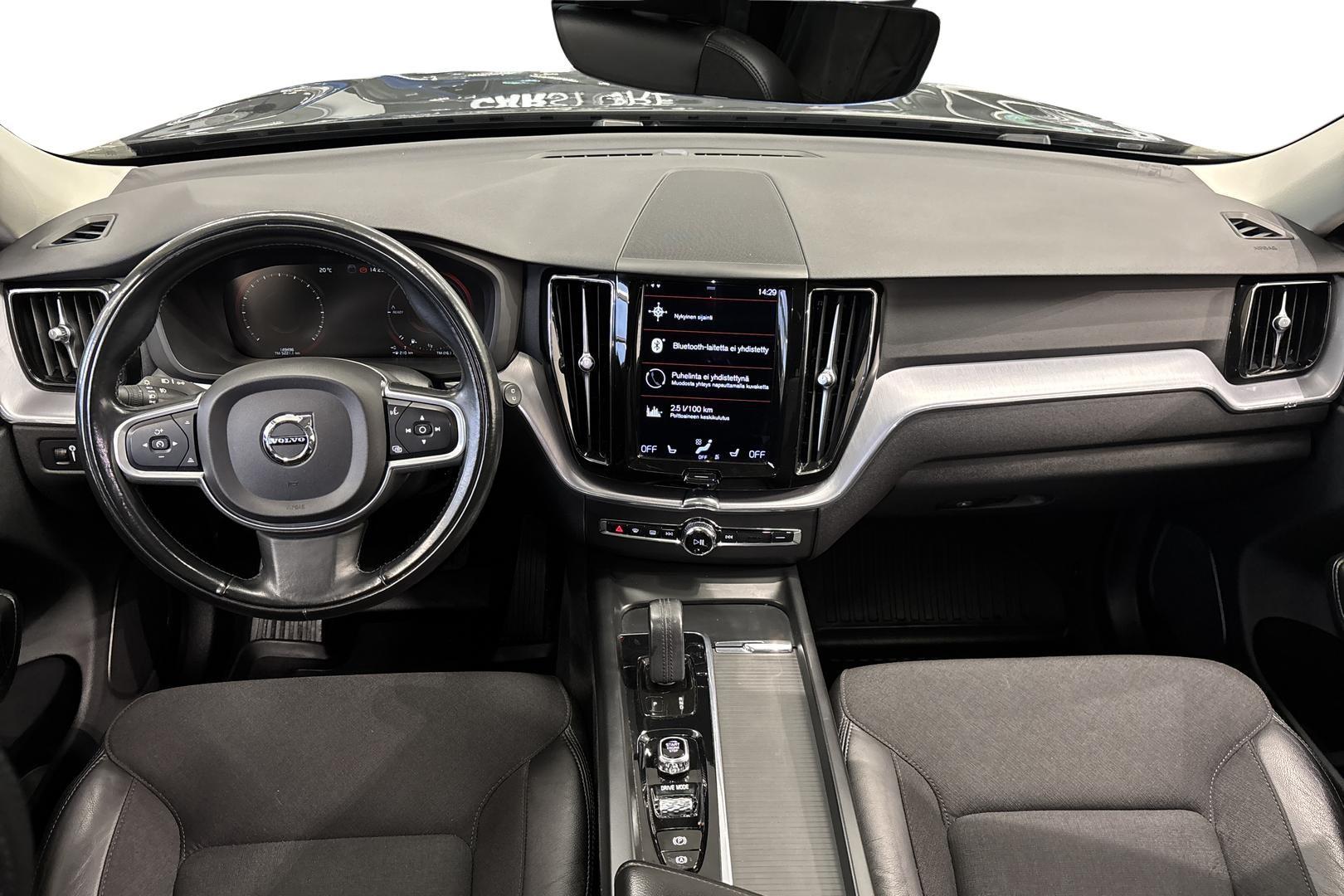 VOLVO XC60 2020