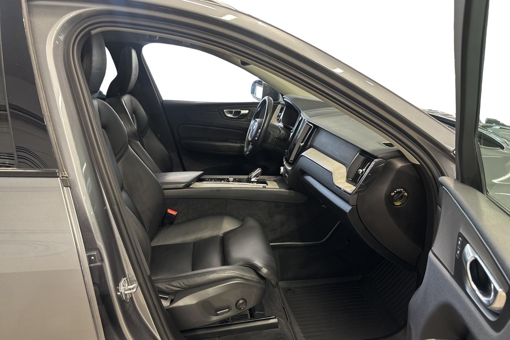 Volvo XC60 12